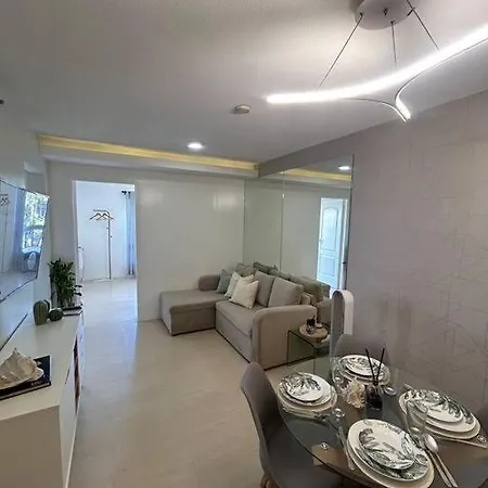 Modern Oasis: Pool + Netflix Apartment Manila Exterior photo