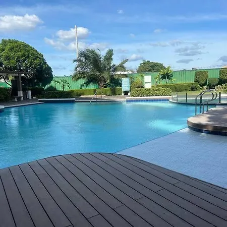 Modern Oasis: Pool + Netflix Apartment Manila Exterior photo